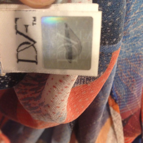 DVF silk blouse multi color EUC size L - Picture 5 of 6